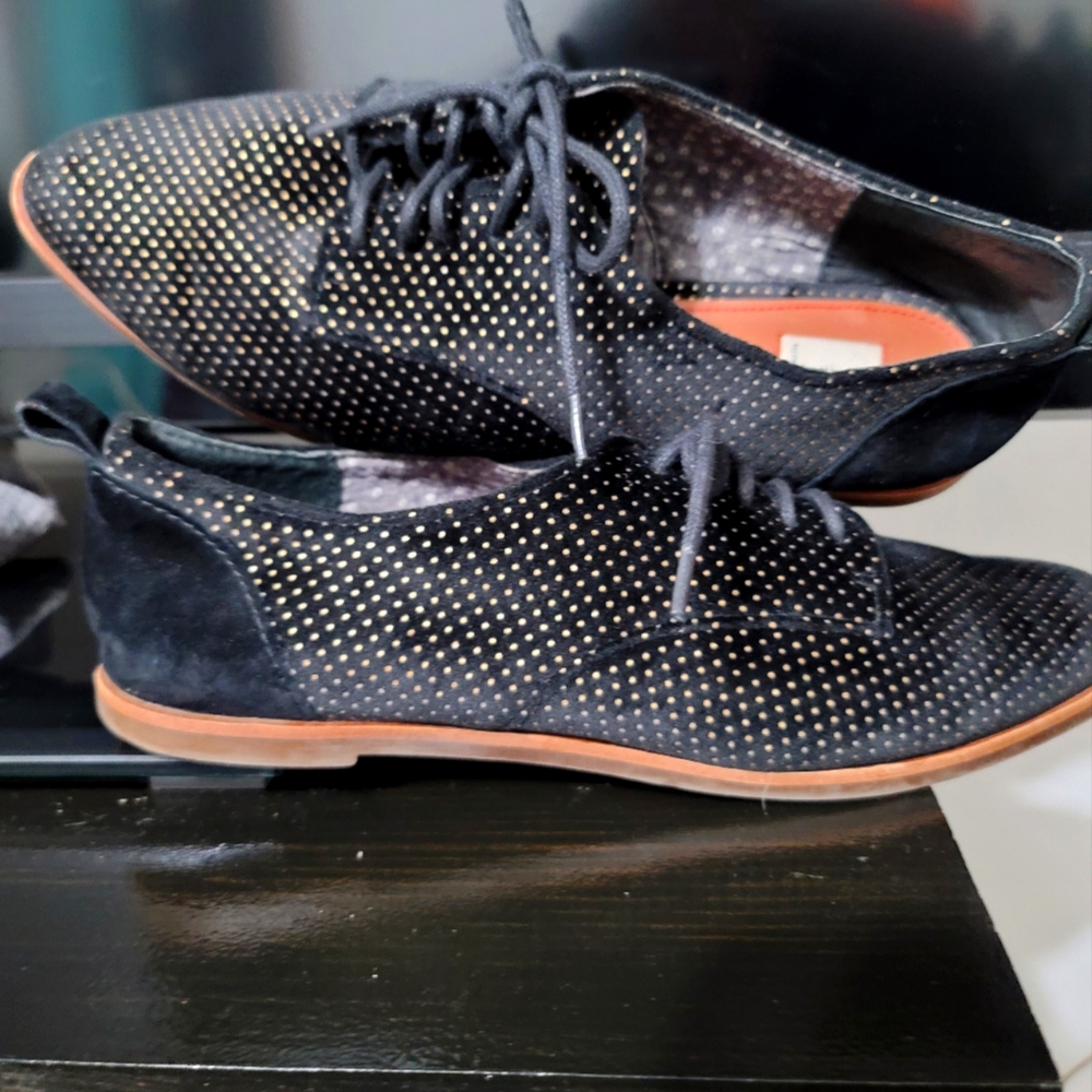 Ellen Degeneres Kerrin shoes.  10M.  (655)